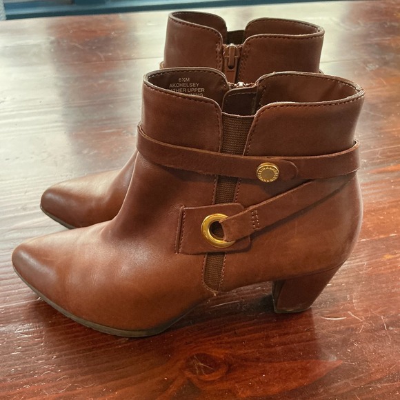 Anne‎ Klein AkChelsey Ankle Boots Womens 6.5M Brown Leather Equestrian 2.5" Heel - Picture 1 of 11
